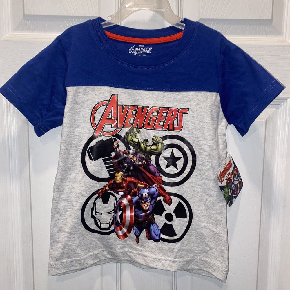 Boys Marvel Avengers Superheroes Multicolored  T-shirt Size  5/6 NWT